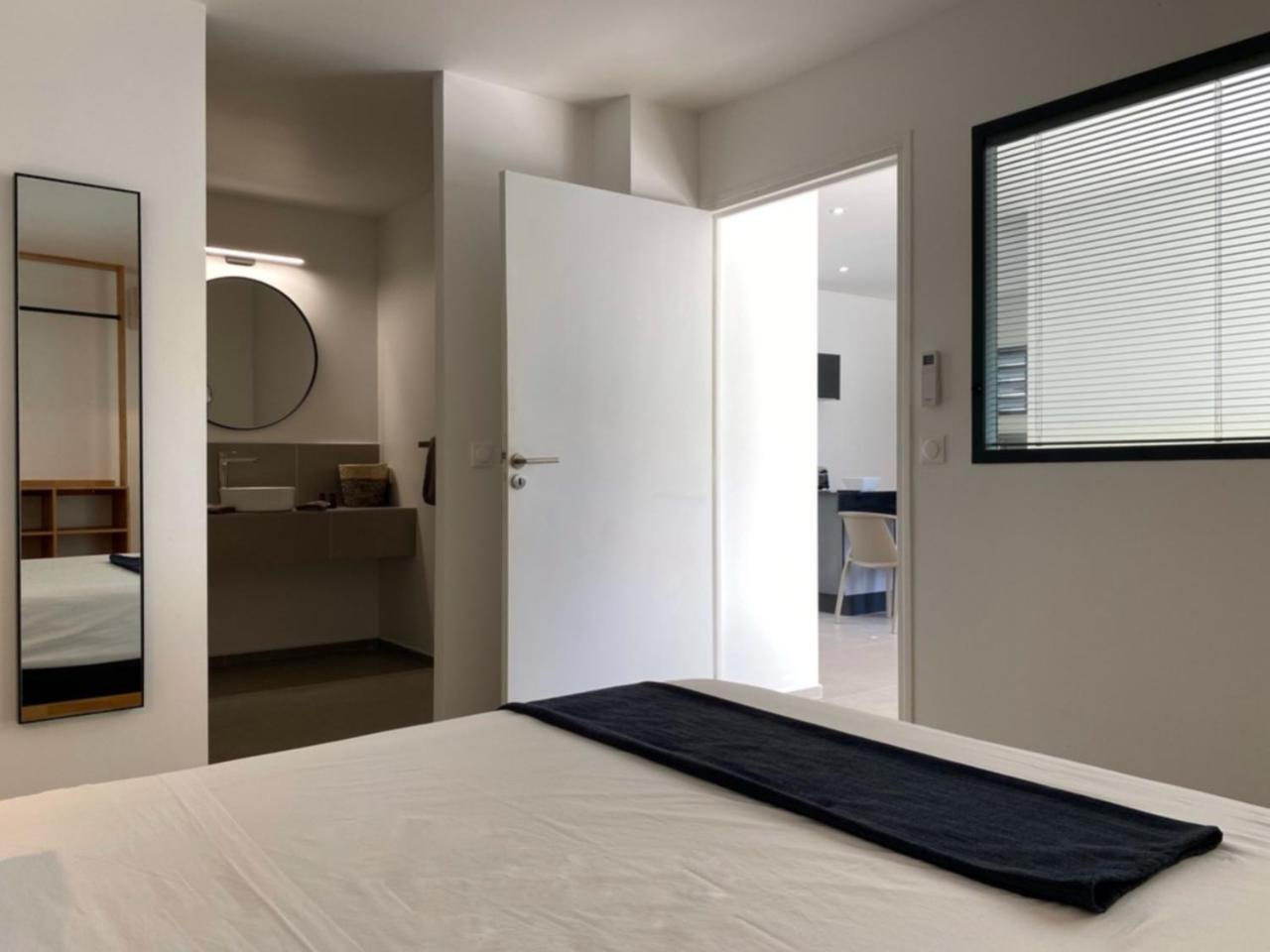 Hotel Lune De Miel Deshaies Rom bilde